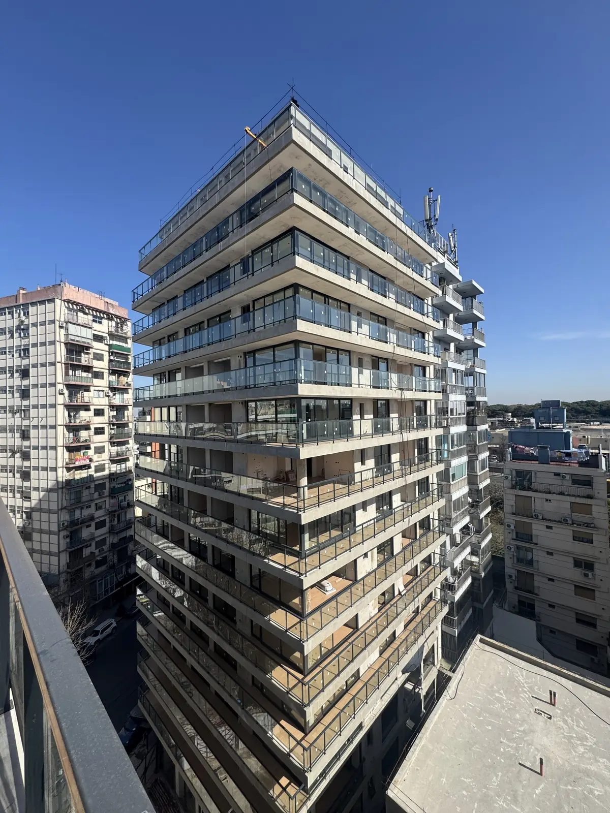 Fachada de Torre María en obra